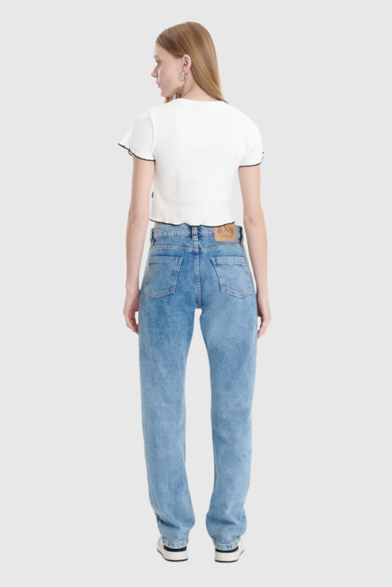 image_b9e85cb3-c01f-4f56-a9dd-a2cbda8f3ac4