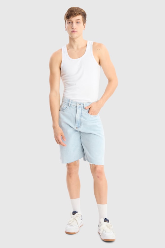 image_e841bd5c-1a4f-4bd2-af44-767c8376f461