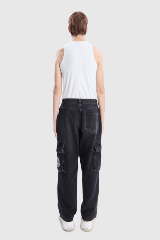 image_4a6a9a9f-53d8-4d25-b756-7f1e1bb62c18