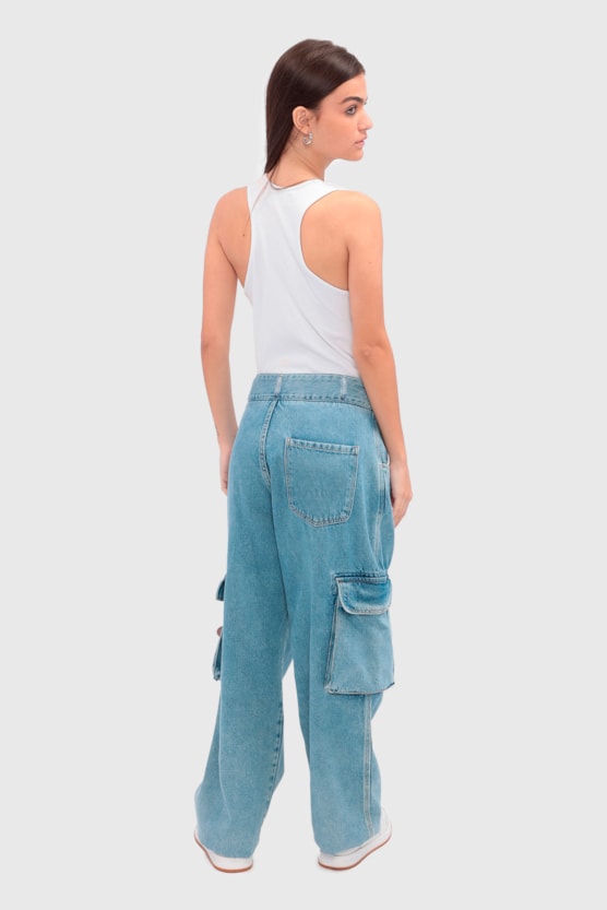 image_879e4b63-951a-4892-89b1-6de22a3c06e7