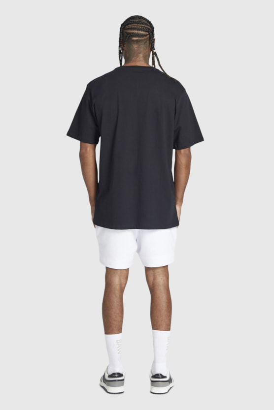 image_e39a65ee-7784-4ea1-92ee-01700102b4a4