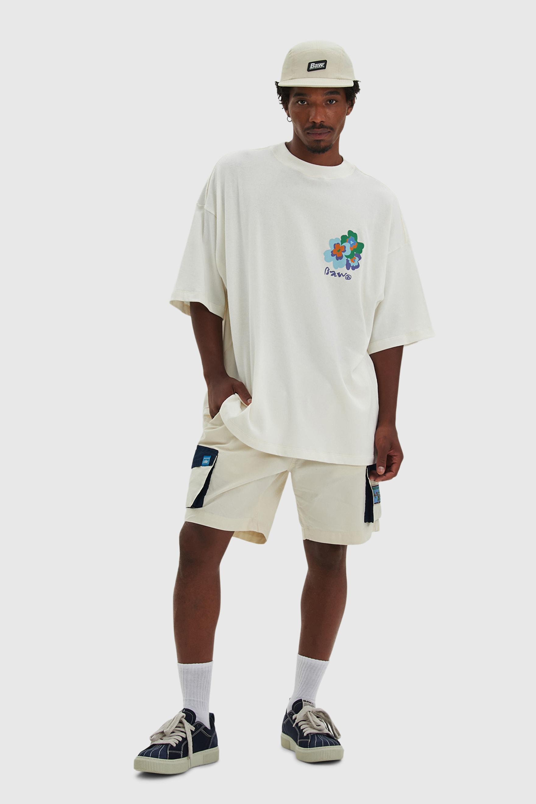 CAMISETA OVERSIZED GARDEN FLOWER
