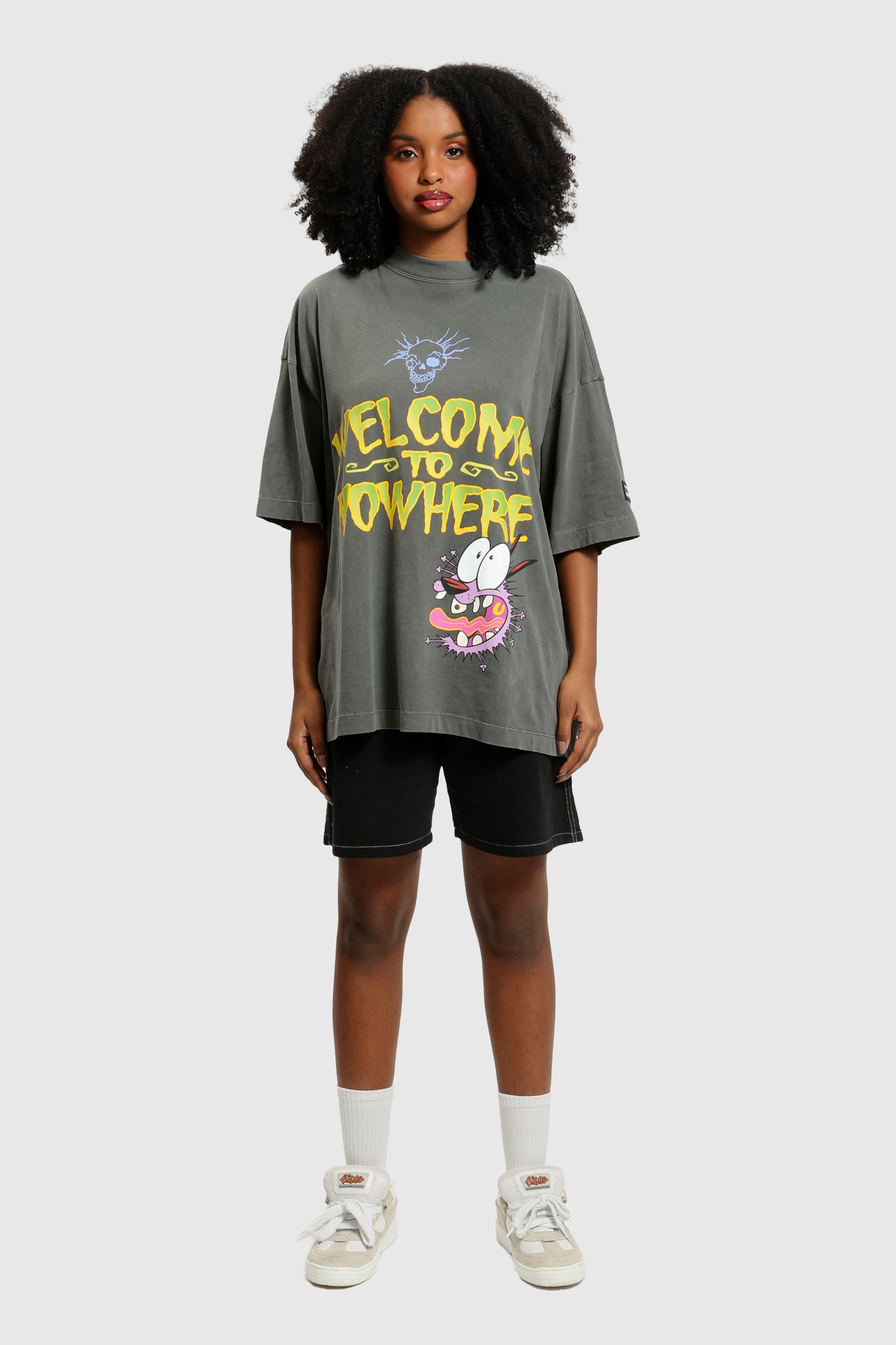 CAMISETA OVERSIZED HELP BAW X CARTOON