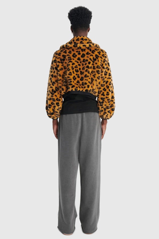 image_e6060323-b705-40a0-9c9c-86ec64fb442c