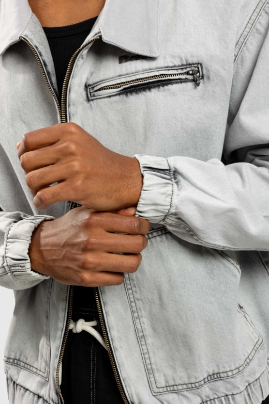 image_b859b4ec-dd8e-42fd-a9ba-37c4ccaa3cdc