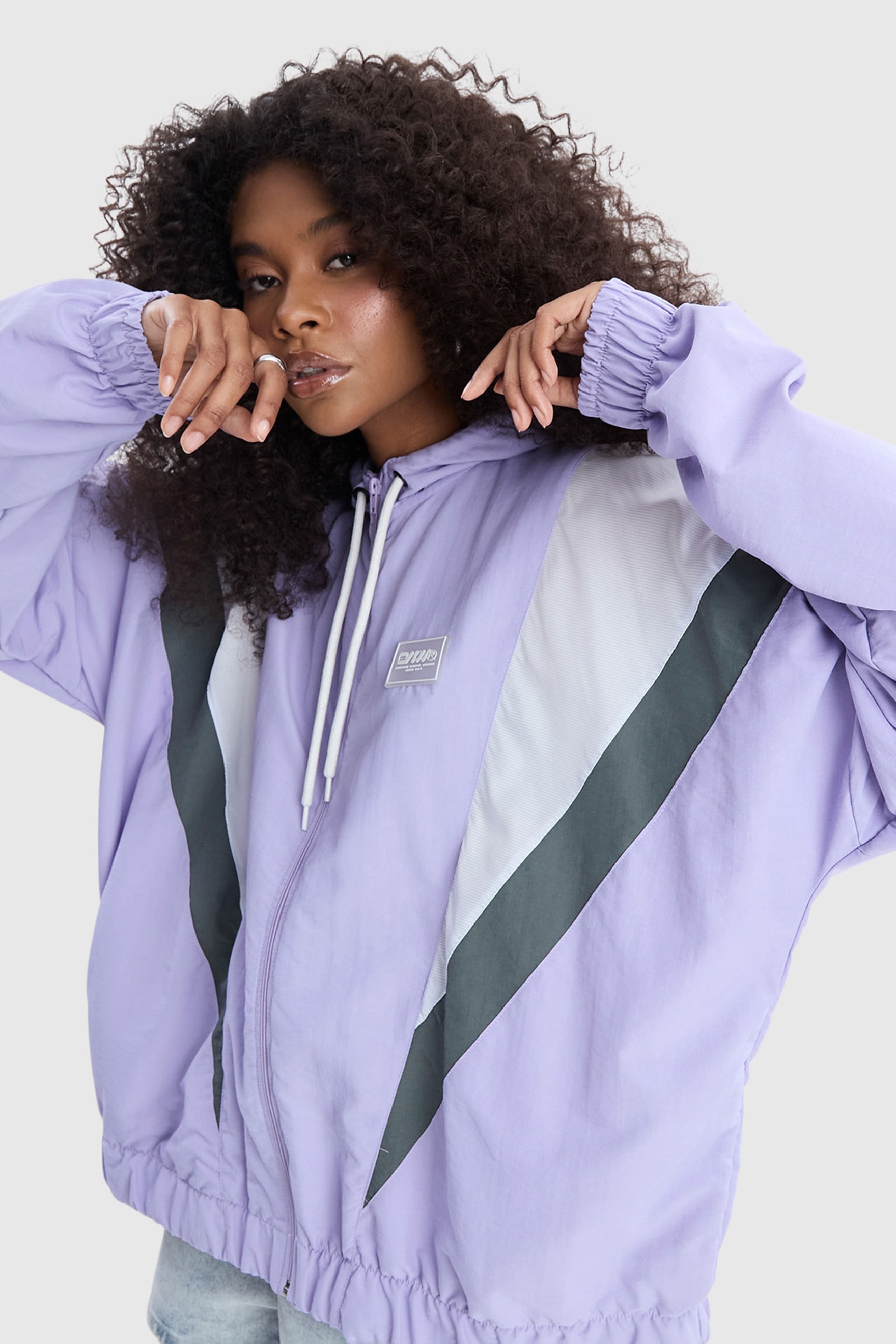 JAQUETA WIND PANEL ESSENTIALS