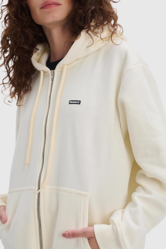 image_13b098f4-59ec-4a44-af6a-4f1d15965744