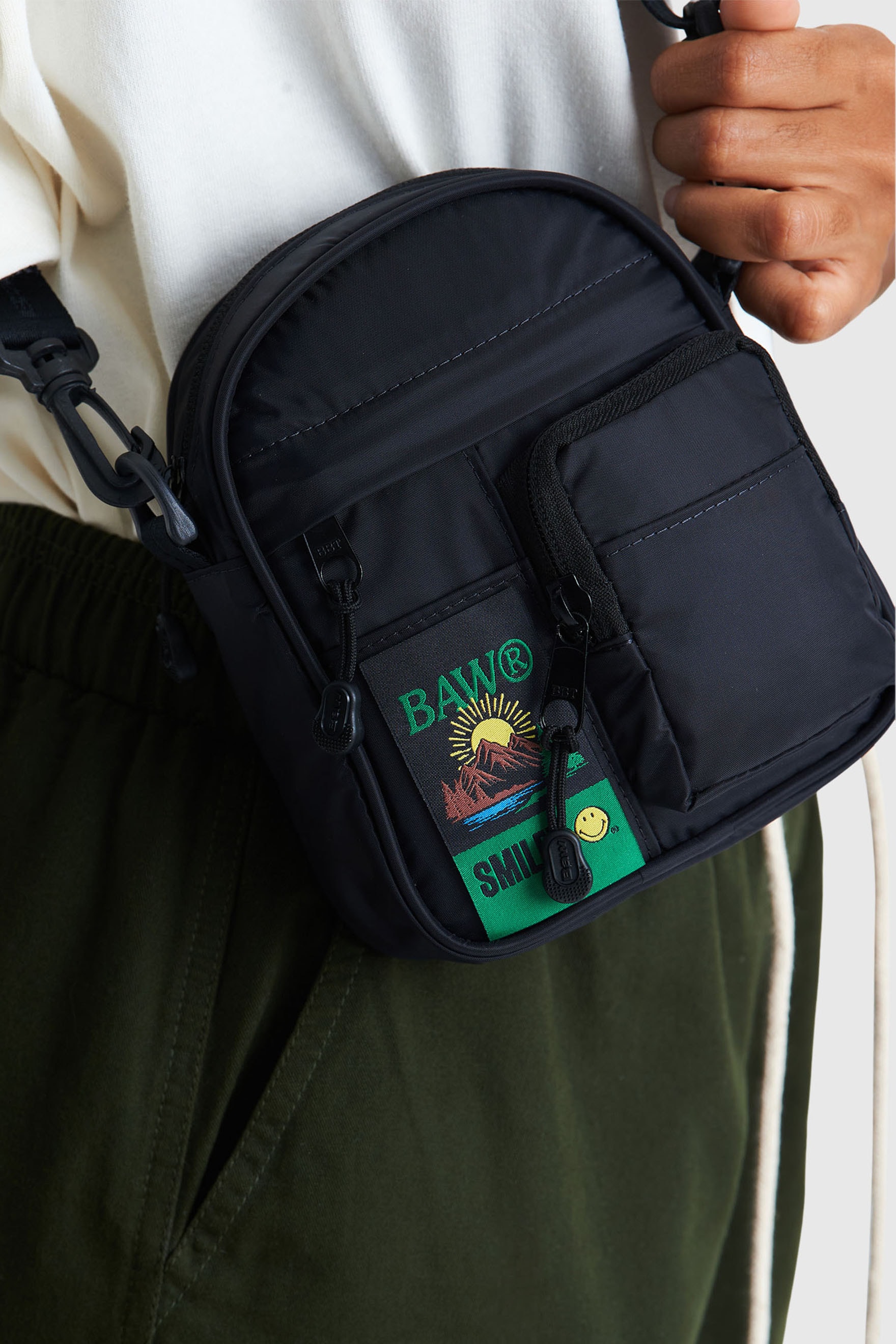 SHOULDER BAG ZIPPER BAW X SMILEY